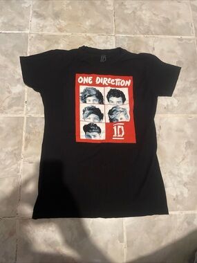 One Direction-1D Media - Black Shirt -Youth Large